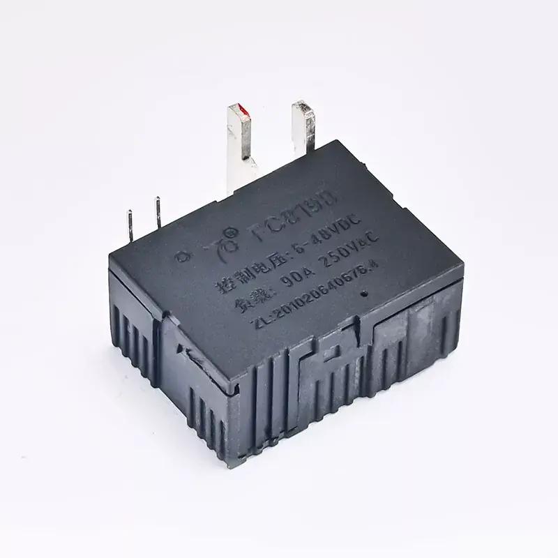 Која је примарна предност релеја са закључавањем?